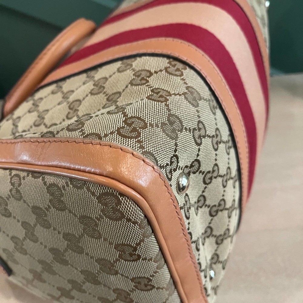 Gucci Boston GG Supreme Canvas Tan Red Crossbody - Picture 6 of 16